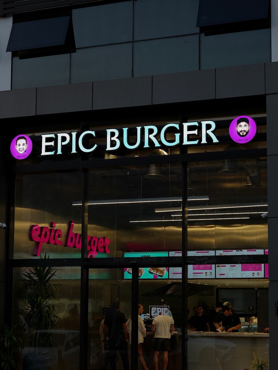 Epic Burger Girne cephesi